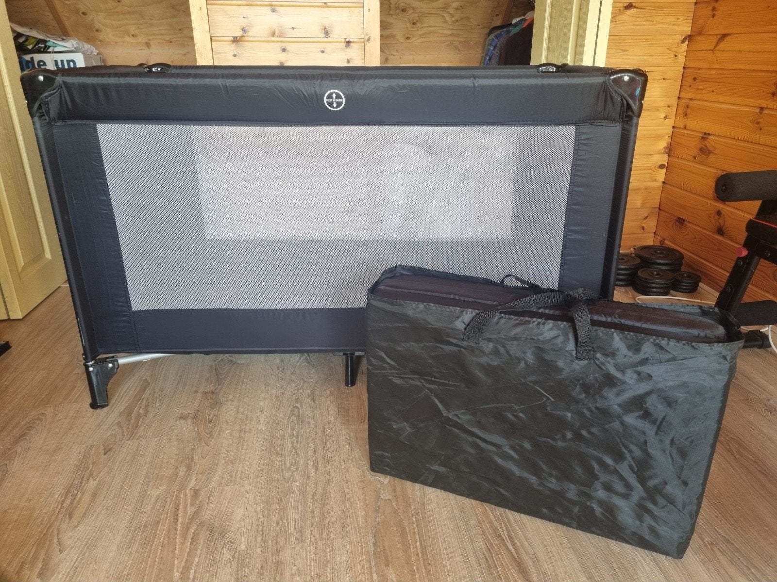 Campingbedje + extra matras, Kinderen en Baby's, Ophalen, Gebruikt, Reisbedje