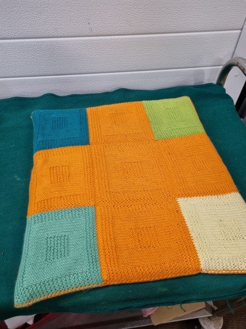 zitkussen gehaakt oranje gekleurd, Huis en Inrichting, Ophalen of Verzenden, 'T Olde Gre-j, Info@toldegrej.nl, Endepoelstraat 20f Didam