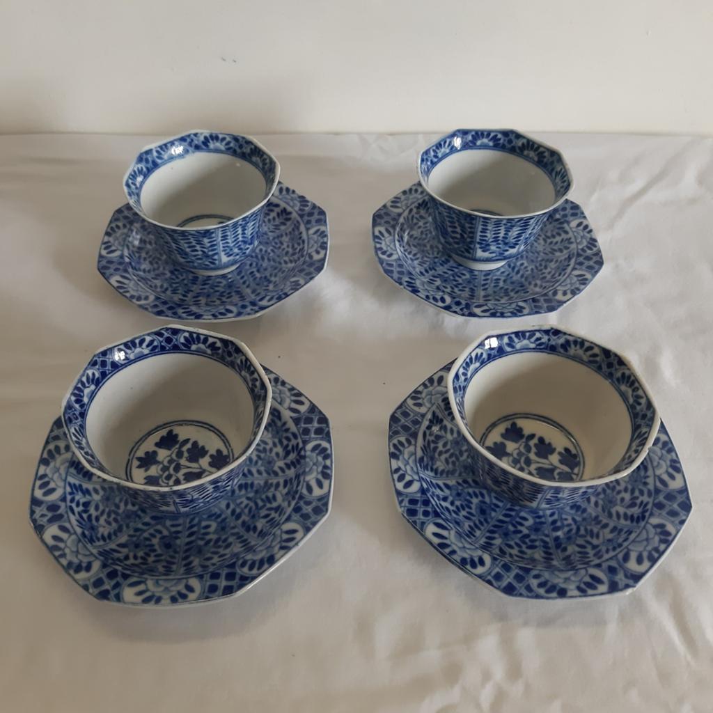 4 antieke Chinese blauw-witte theekopjes met schotel, Antiek en Kunst, Ophalen of Verzenden