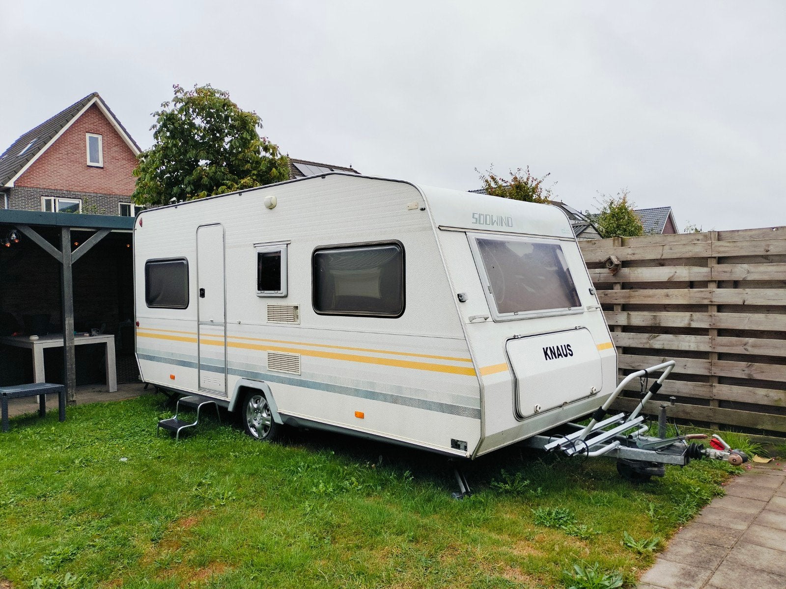Knaus 8404 Caravan uit 1991 met voortent, luifel en mover, Caravans en Kamperen, Rondzit, 750 - 1000 kg, Particulier, 4 tot 5 meter