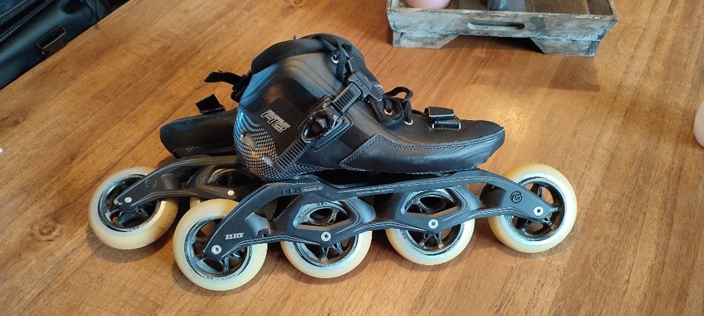 skeelers Powerslide R2 42, Sport en Fitness, Skeelers, Gebruikt, Dames, Ophalen of Verzenden, Inline skates 4 wielen