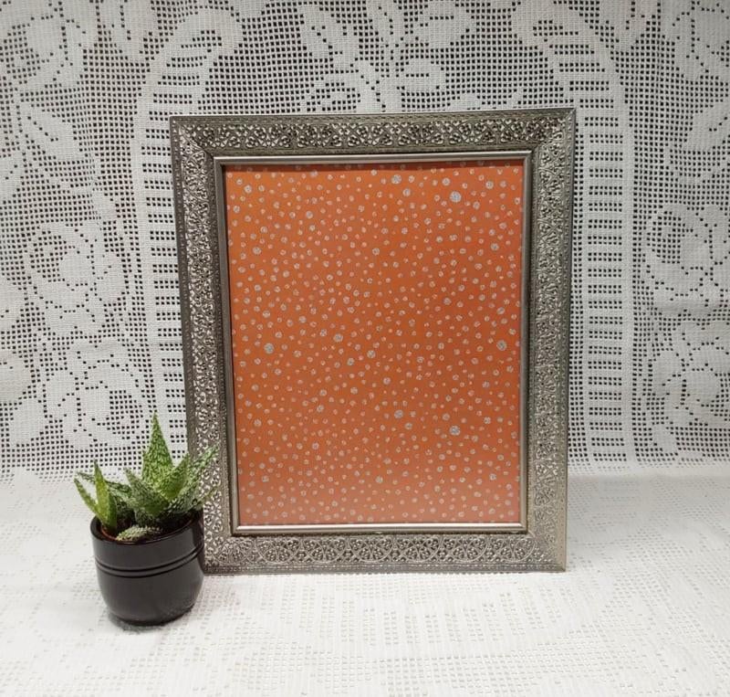 Vintage fotolijst met opengewerkte rand, Antiek en Kunst, Curiosa en Brocante, Ophalen of Verzenden