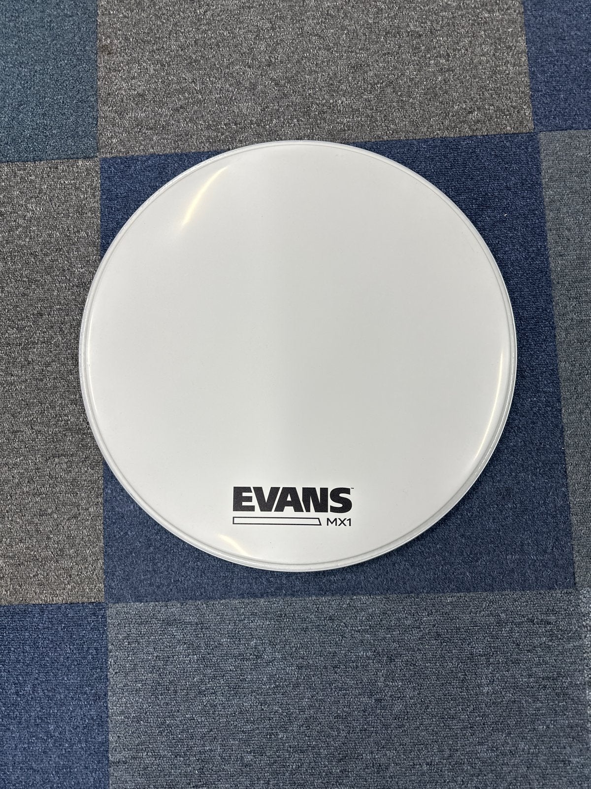 Evans MX1 18" March Bass Drumvel - Nieuw, Muziek en Instrumenten, Percussie, Ophalen of Verzenden, Nieuw