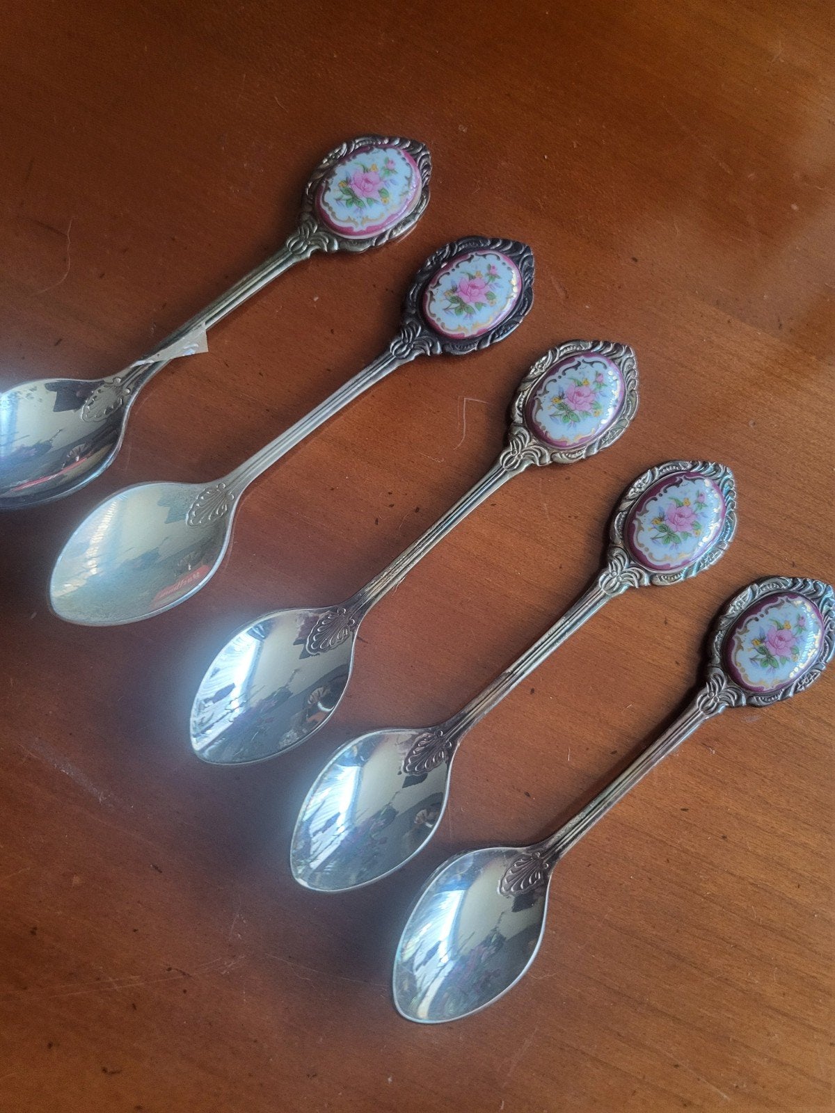 Verzilverde lepeltjes met roosjes - Royal Albert stijl, Ophalen of Verzenden