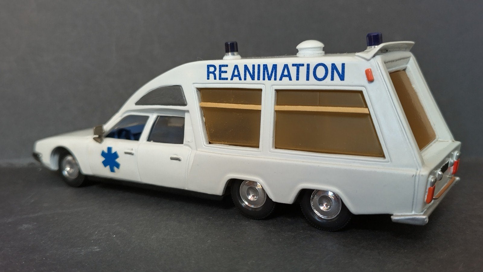 Citroen CX Ambulance Tissier 1:43 Esdo Pol, Overige merken, Auto, ., Nieuw