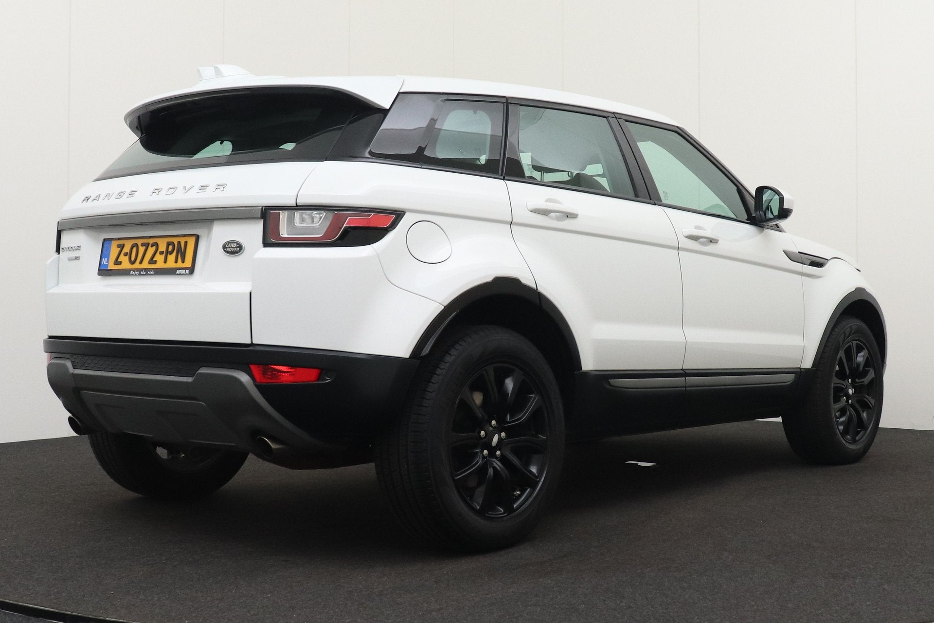 Land Rover Range Rover Evoque 2.0 241 PK Si4 SE Dynamic Pano, Auto's, Automaat, Dealer onderhouden, Wit, Bedrijf