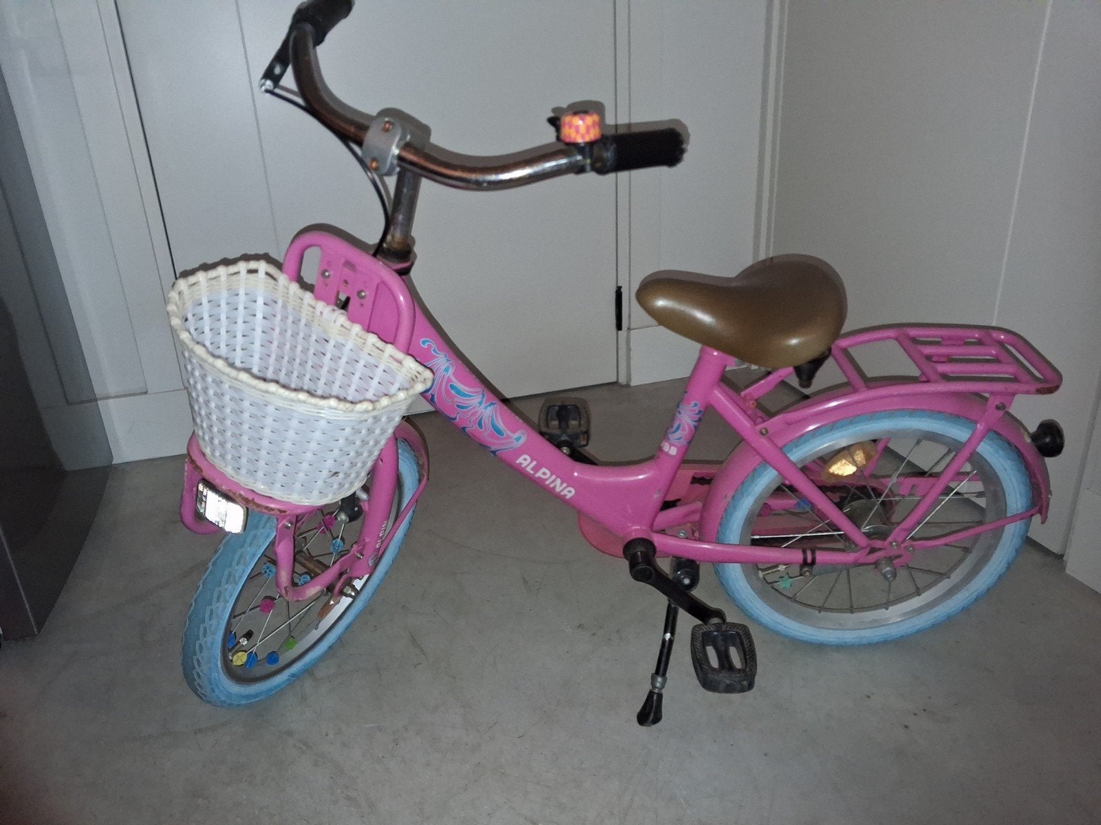 Alpina 16 inch roze kinderfiets met mandje, Ophalen, Terugtraprem, Alpina, 16 tot 20 inch