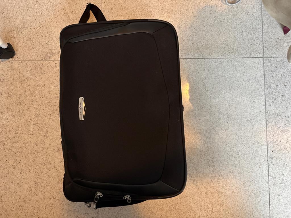 Samsonite Kledingtas/Reistas met Wieltjes - Zwart, Sieraden, Tassen en Uiterlijk, Koffers, Overige materialen, Gebruikt, 50 tot 60 cm