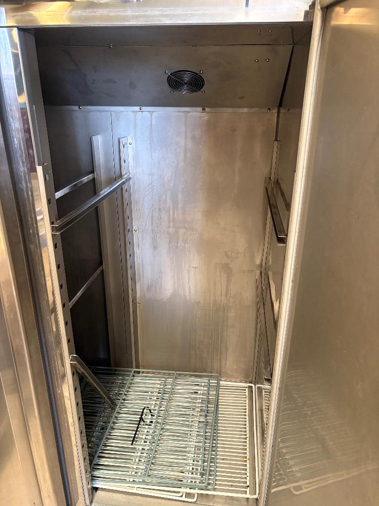 Horecakoelkast RVS dubbeldeurs, Ophalen, Gebruikt, RVS Meubilair, Industrieweg 1, 3044 AS Rotterdam
