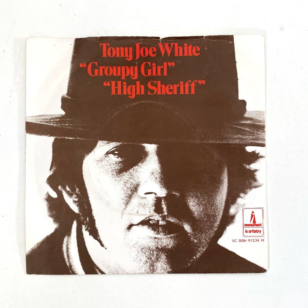 7” – Tony Joe White – Groupy Girl / High Sheriff, Fotohoes, Verzenden, Gebruikt, Country en Western