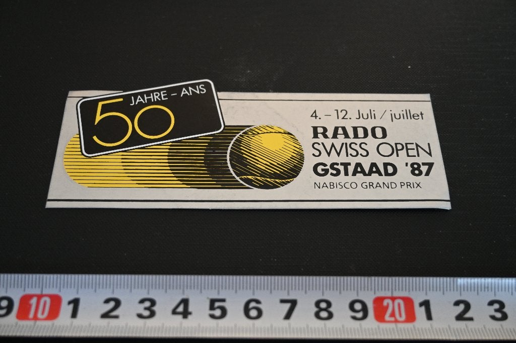 sticker Zwitserland RADO Swiss open Gstaad 1987 Tennis, Ophalen of Verzenden, Zo goed als nieuw