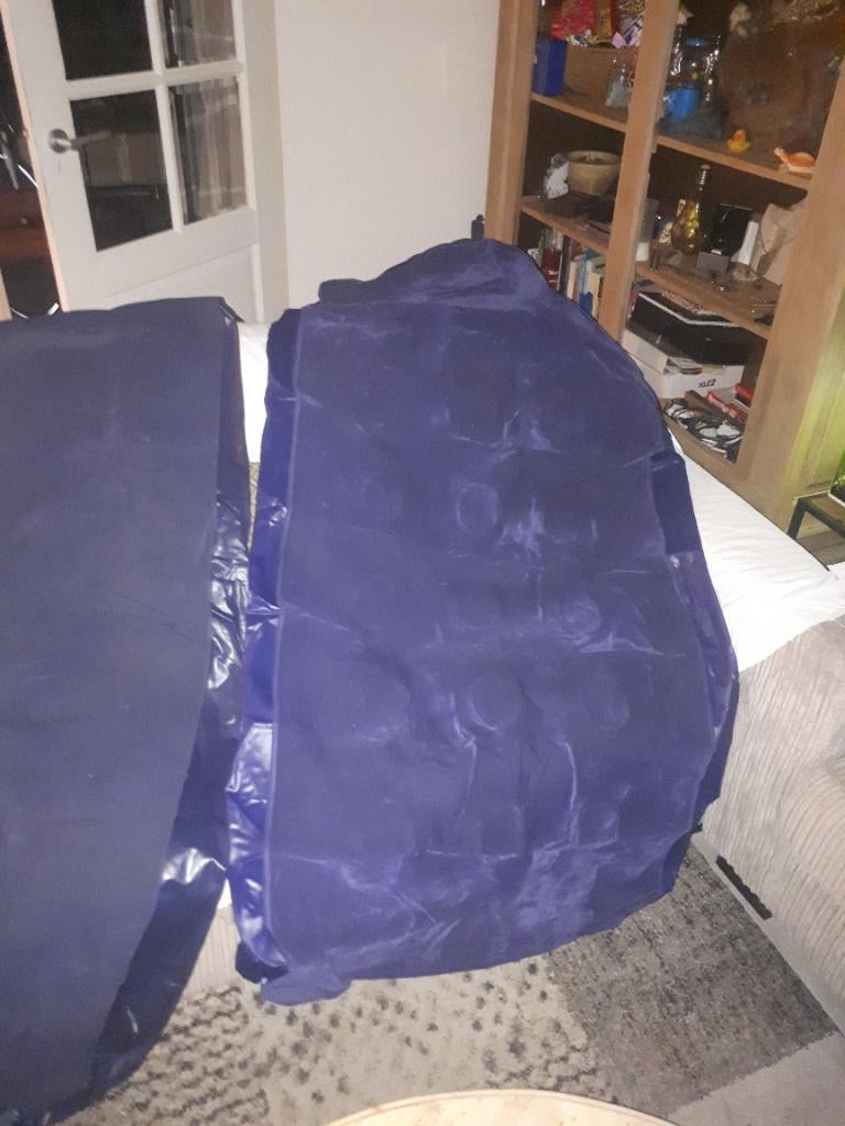 Kampeerspullen luchtbedden, Ophalen, Zo goed als nieuw