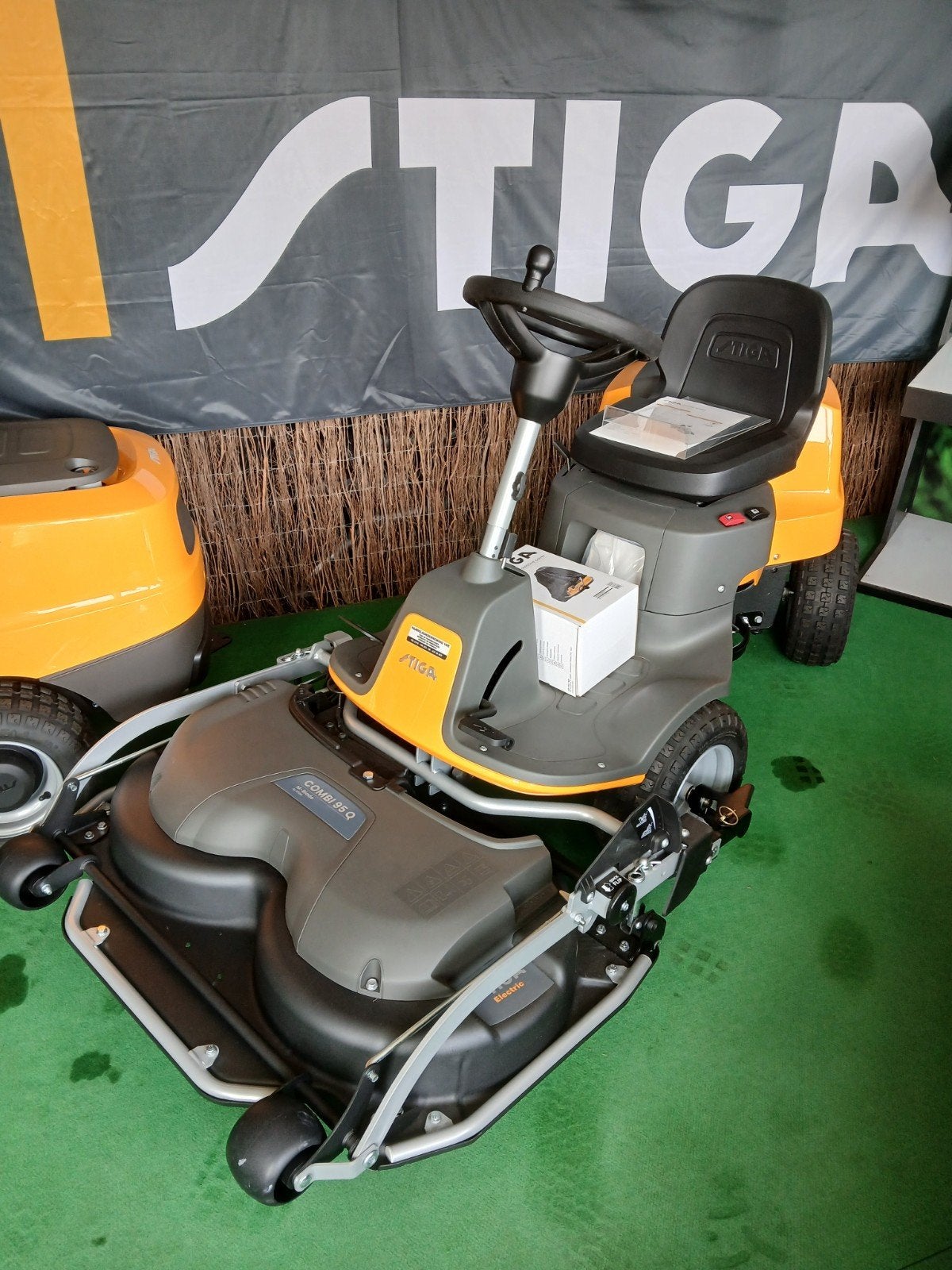 Stiga Park 300R AANBIEDING! NIEUW!, Nieuw, Ophalen of Verzenden, Mulchfunctie, Stiga park