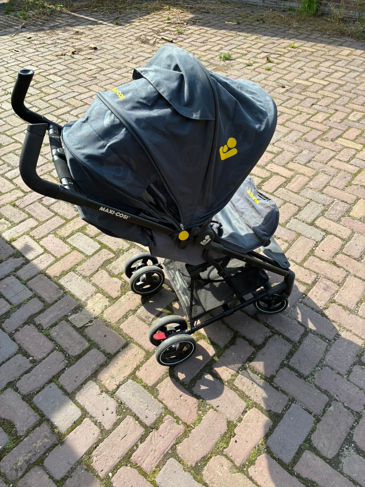 Maxi-Cosi Mara buggy / kinderwagen – compact inklapbaa, Ophalen, Gebruikt, Maxi-Cosi, Verstelbare rugleuning