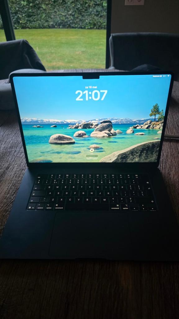 Macbook m4 15inch 256gb/16gb, Ophalen of Verzenden, Zo goed als nieuw, 13 inch, MacBook Air