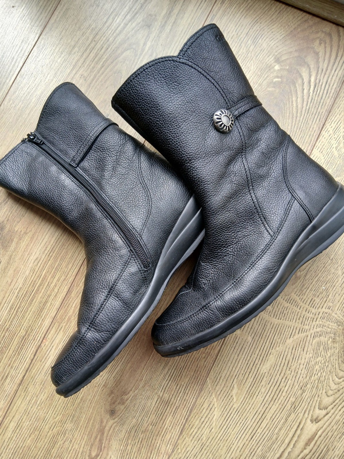 Dames laarsjes mt 38/5 echt leer,bont gevoerd, Kleding | Dames, Schoenen, Ophalen of Verzenden, Zo goed als nieuw, Zwart