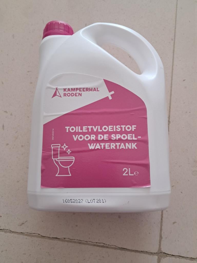 Toiletvloeistof van de vrijbuiter 2 volle en 3 halfvolle, Caravans en Kamperen, Ophalen of Verzenden