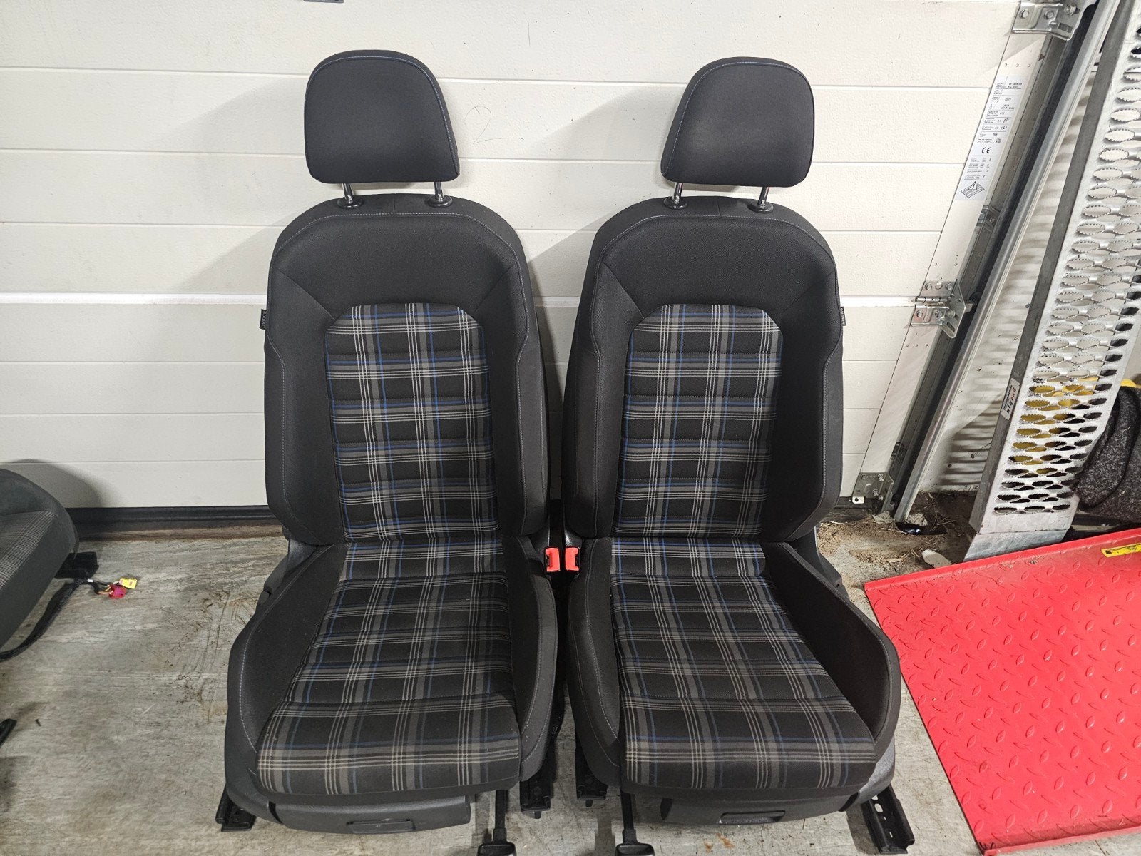 gte stoelen voor in een vw caddy of golf 7 nieuwstaat, Auto-onderdelen, Interieur en Bekleding, Ophalen, Gebruikt, Volkswagen