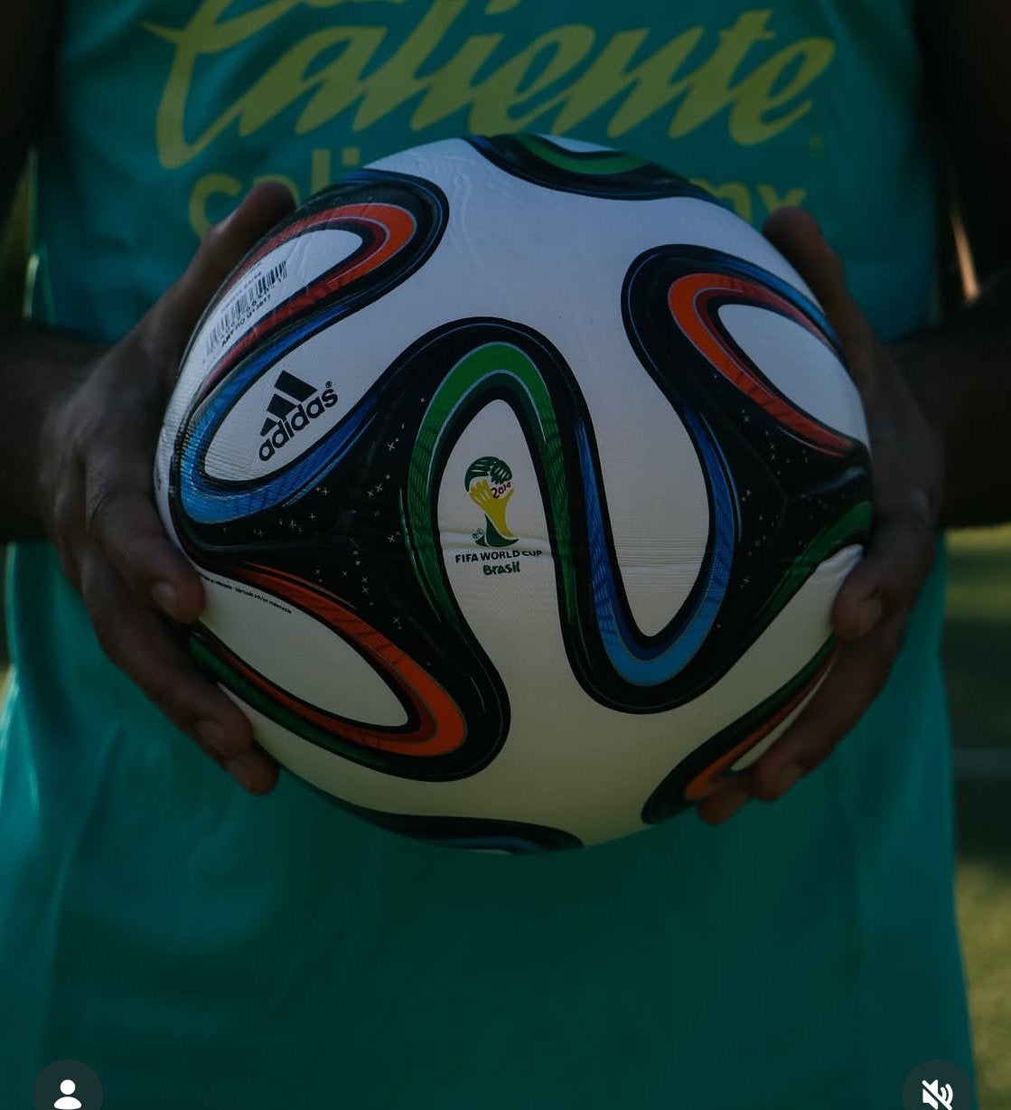 Brazuca 2014 og ballen, Seizoenskaart, Eén persoon