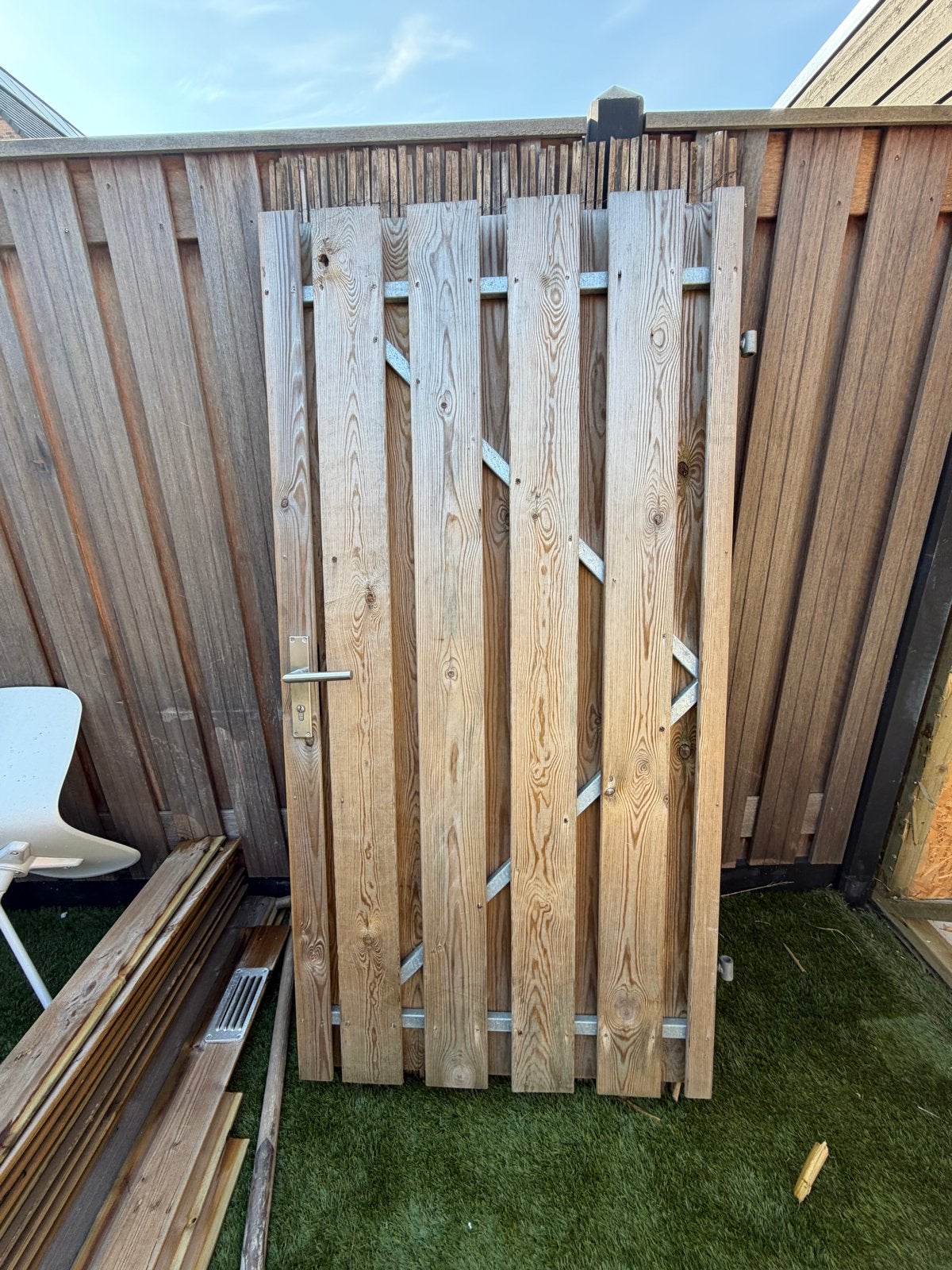 Hardhouten palen en tuindeur, Ophalen, Gebruikt, Palen, Hardhout