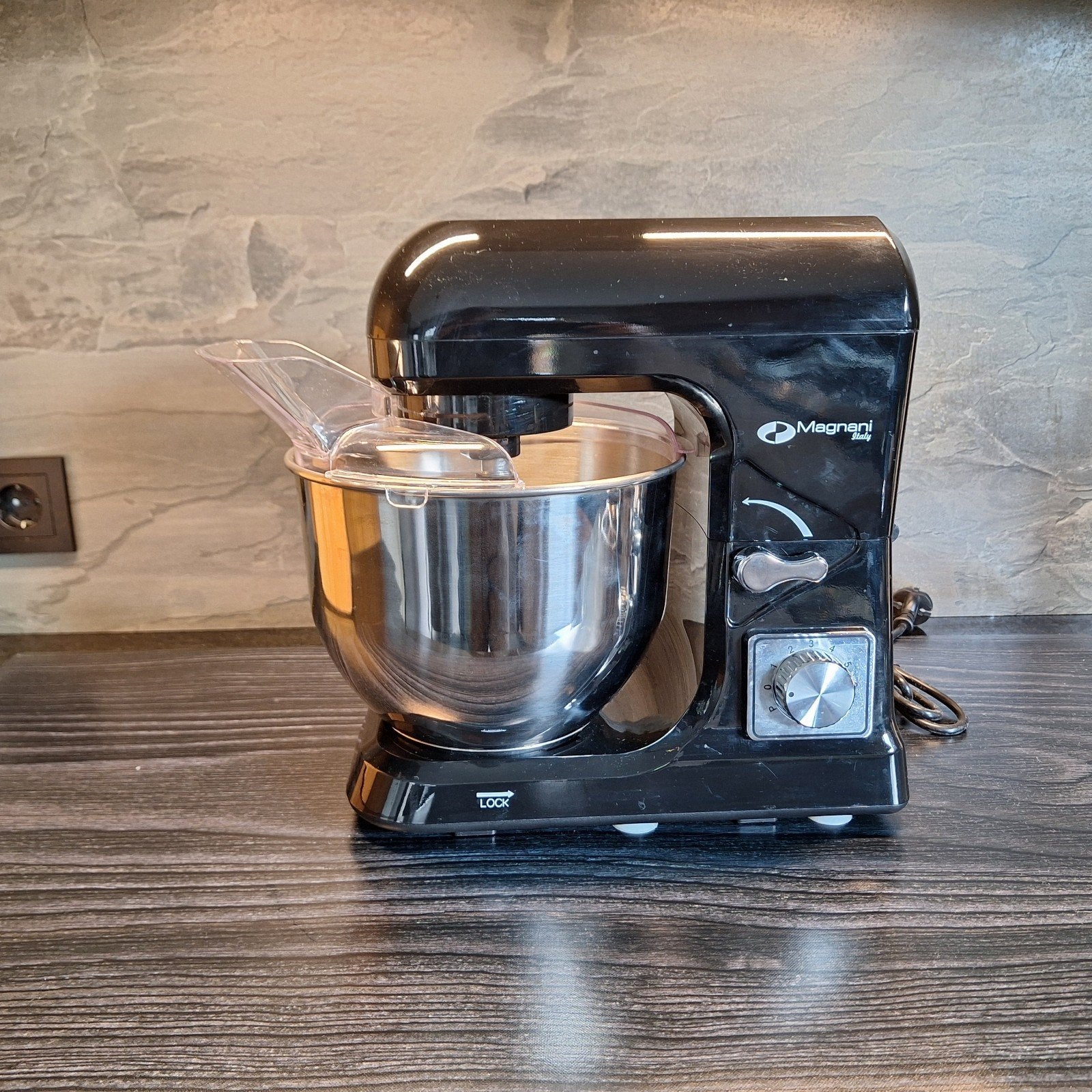 Magnani keukenmachine / keukenmixer, Witgoed en Apparatuur, 4 liter of meer, Ophalen, Zo goed als nieuw, 3 snelheden of meer