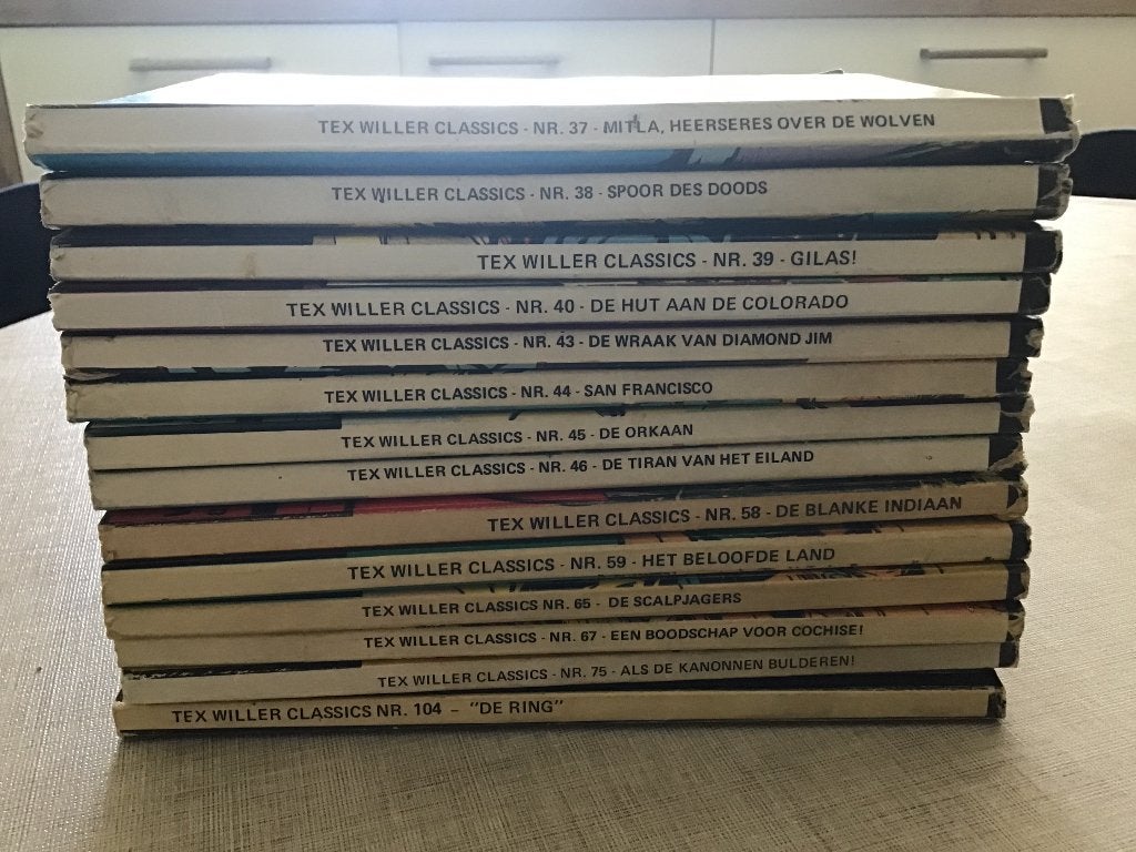 14 diverse “Tex Willer” classics, Boeken, Meerdere comics, Ophalen of Verzenden, Gelezen, Europa