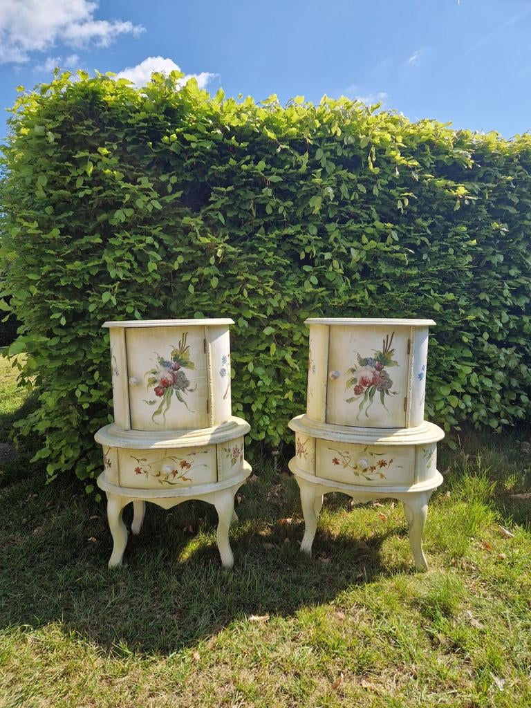 2 superleuke brocante nachtkastjes in uitstekende staat, Antiek en Kunst, Curiosa en Brocante, Ophalen of Verzenden