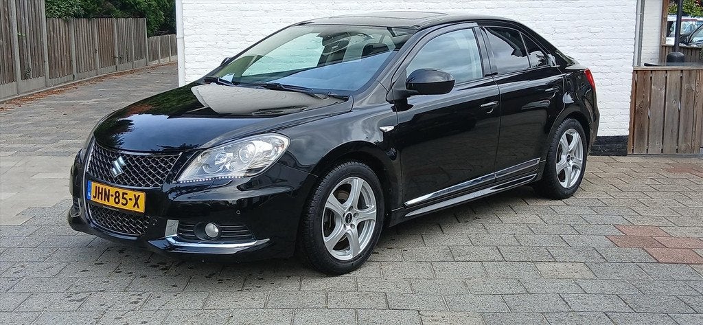SUZUKI Kizashi 2.4 VVT 178pk Sport, Auto's, Suzuki, Euro 5, Gebruikt, Zwart, 4 cilinders