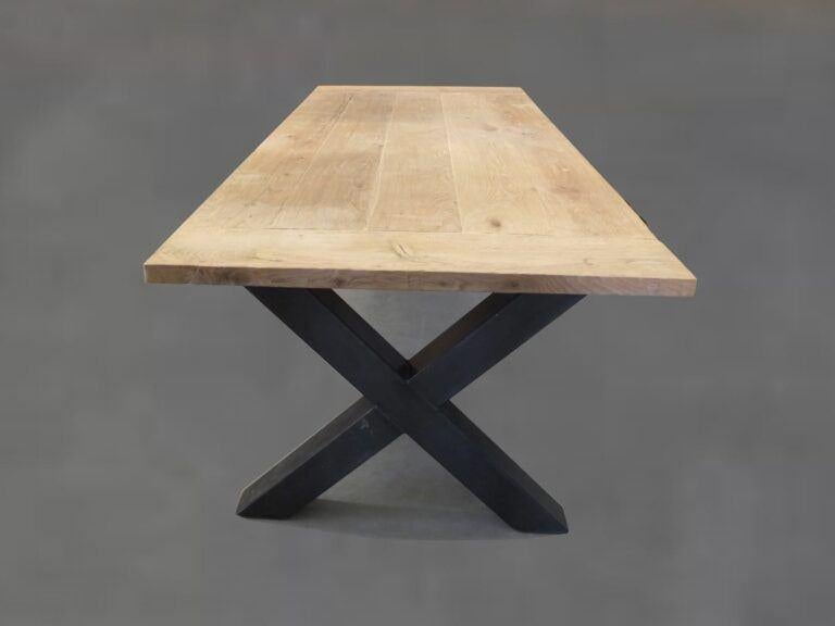 Robuuste eiken vergadertafel met metalen poot, Huis en Inrichting, 100 tot 150 cm, Eikenhout, Ophalen of Verzenden, Rechthoekig