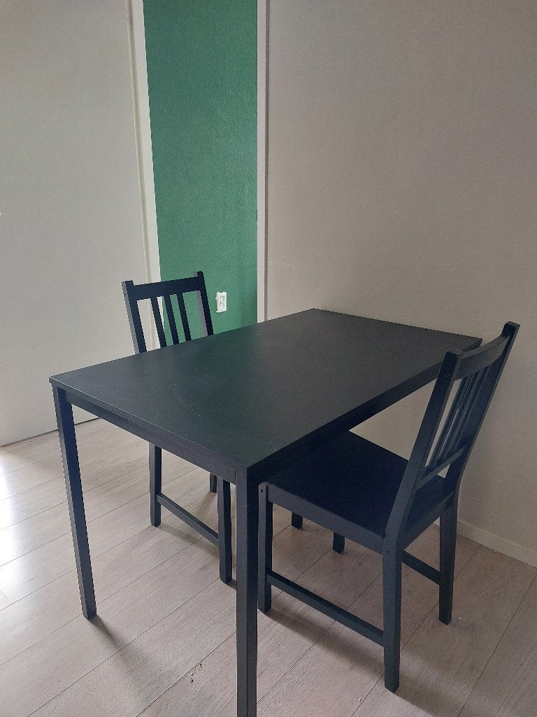 Ikea tafel en stoelen (Tärendö en Stefan), Ophalen, 100 tot 150 cm, 50 tot 100 cm, Zo goed als nieuw