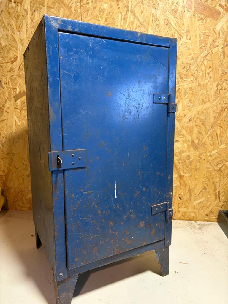 Mooi oud locker kastje, Huis en Inrichting, Kasten | Lockerkasten, Ophalen of Verzenden, Gebruikt