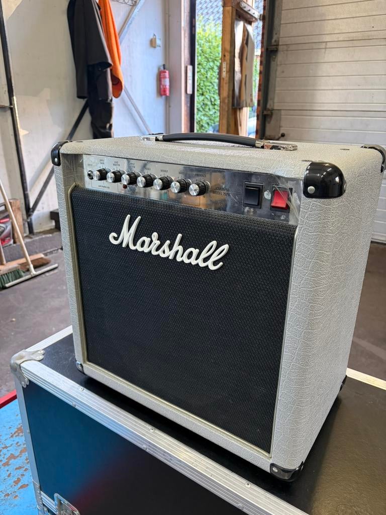 Marshall silver jubilee 2525C nieuwe buizen, Ophalen, Zo goed als nieuw, Minder dan 50 watt