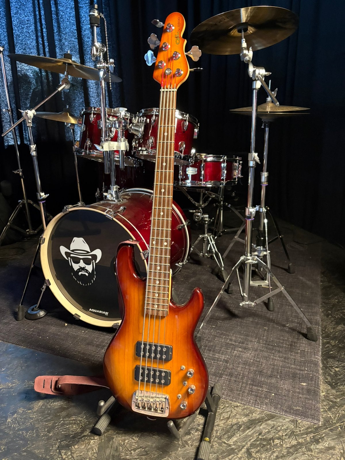 G&L L. 2500 Tribute Series 5 Snarig, Muziek en Instrumenten, Snaarinstrumenten | Gitaren | Bas, Ophalen, Gebruikt, 5-snarig