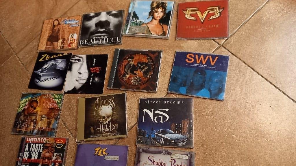 31 R&B en hip-hop singles en CD's - nieuw, Cd's en Dvd's, Ophalen of Verzenden, Nieuw in verpakking, Album