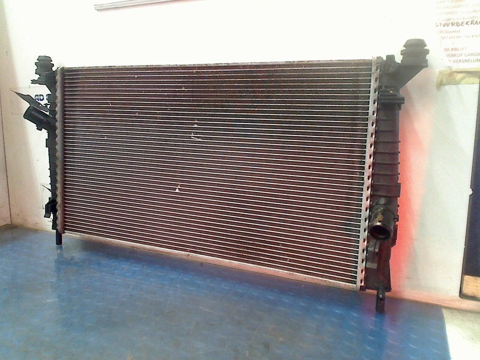 Radiateur Ford Focus 2 Wagon (2006-03/2012-09) 3M5H8005RK, Gebruikt, Henry-Ford-Straße  1, Köln 50735, , Duitsland, Ford-Werke GmbH
