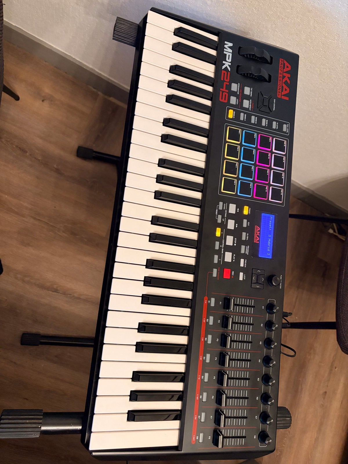 Akai Mpk249 midi keyboard zo goed als nieuw, Muziek en Instrumenten, Keyboards, Ophalen of Verzenden, Zo goed als nieuw, Overige aantallen