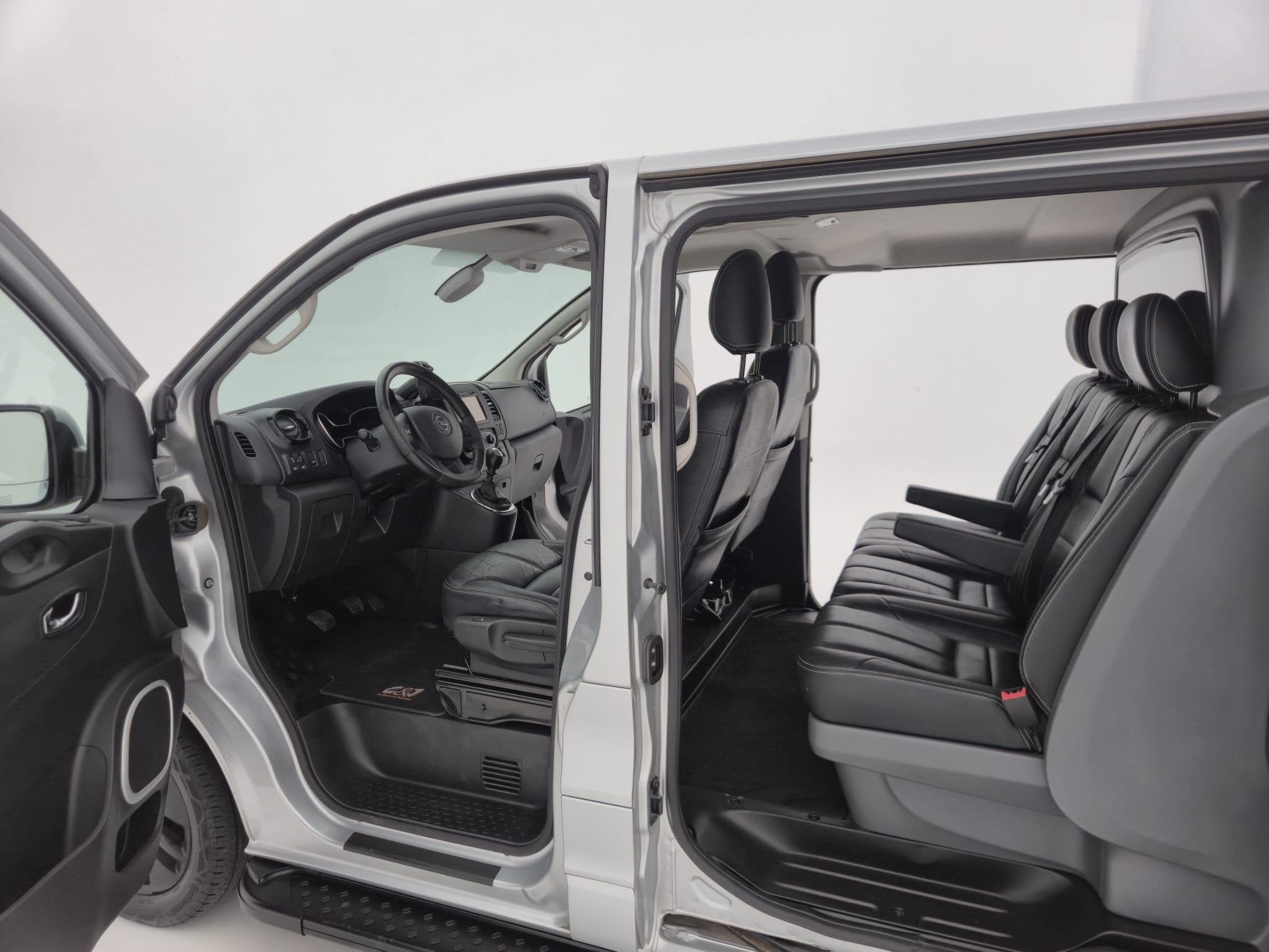 Opel Vivaro 1.6 CDTI L2H1 DC Sport EcoFlex airco, cruise, lu, Voorwielaandrijving, 125 pk, Gebruikt, Euro 6