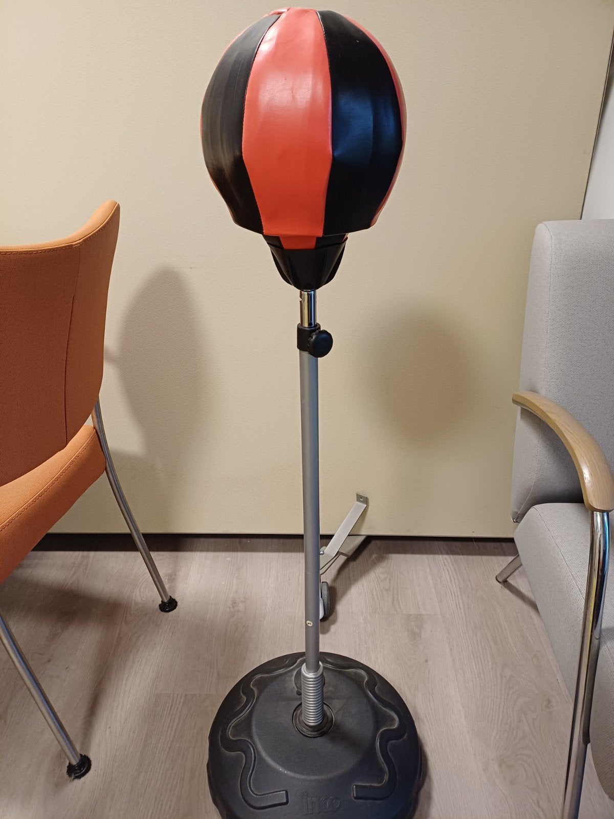 Boksbal op standaard - Zwart/rood, Ophalen, Gebruikt, Boksbal