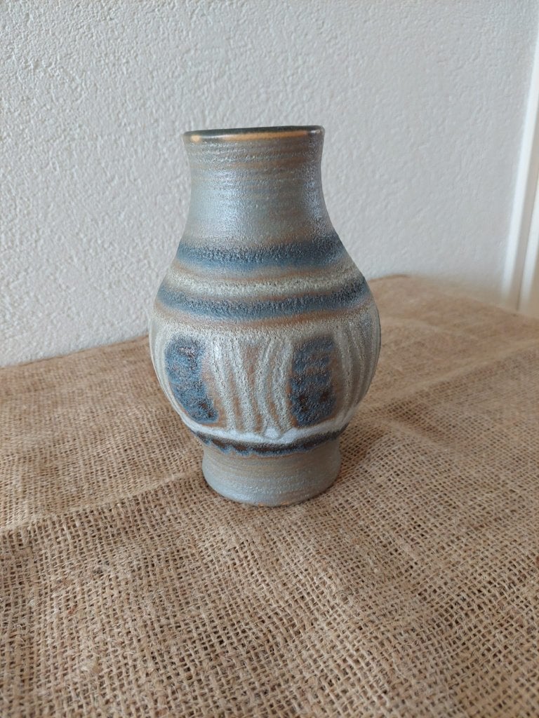 Vintage, brutalistisch design, Haldensleben (DDR). 20cm., Huis en Inrichting, Ophalen, Zo goed als nieuw, Handgemaakt, Steen/keramiek