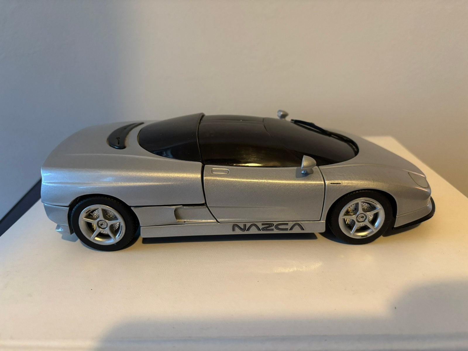 Revell - Zeldzame Italdesign Nazca M12 Concept Car, Ophalen, Zo goed als nieuw, Revell