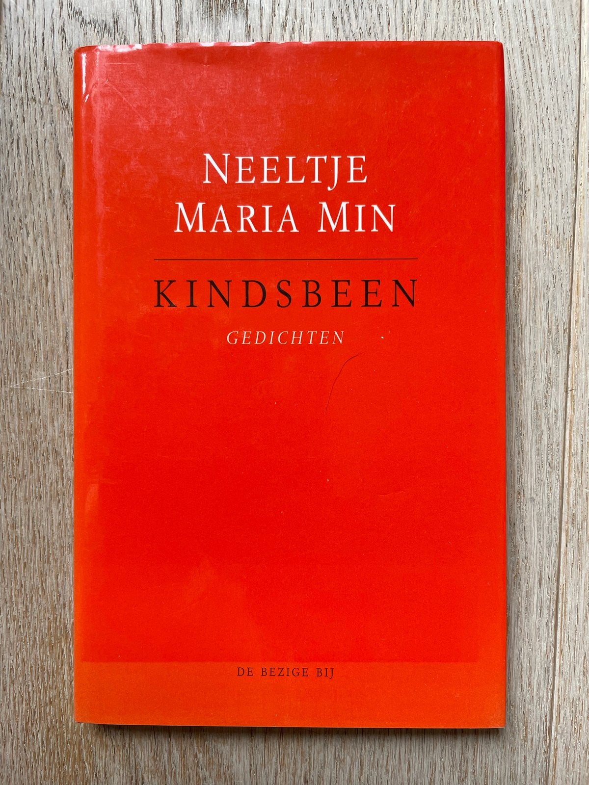 Kindsbeen - Neeltje Maria Min (Gedichten) ISBN 9789023447511, Boeken, Ophalen of Verzenden, Zo goed als nieuw, Eén auteur