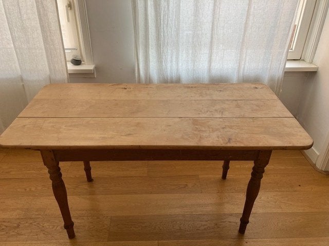 Sfeervolle kersenhouten tafel van massief hout – 142 x 69 cm, Huis en Inrichting, Tafels | Eettafels, Ophalen, Gebruikt, 100 tot 150 cm