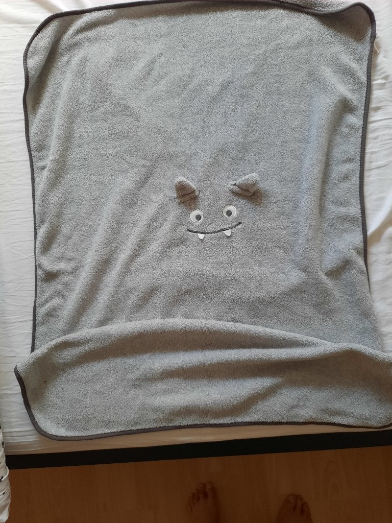 zacht fleece dekentje z.g.a.n., Ophalen of Verzenden, Zo goed als nieuw, Grijs, Deken