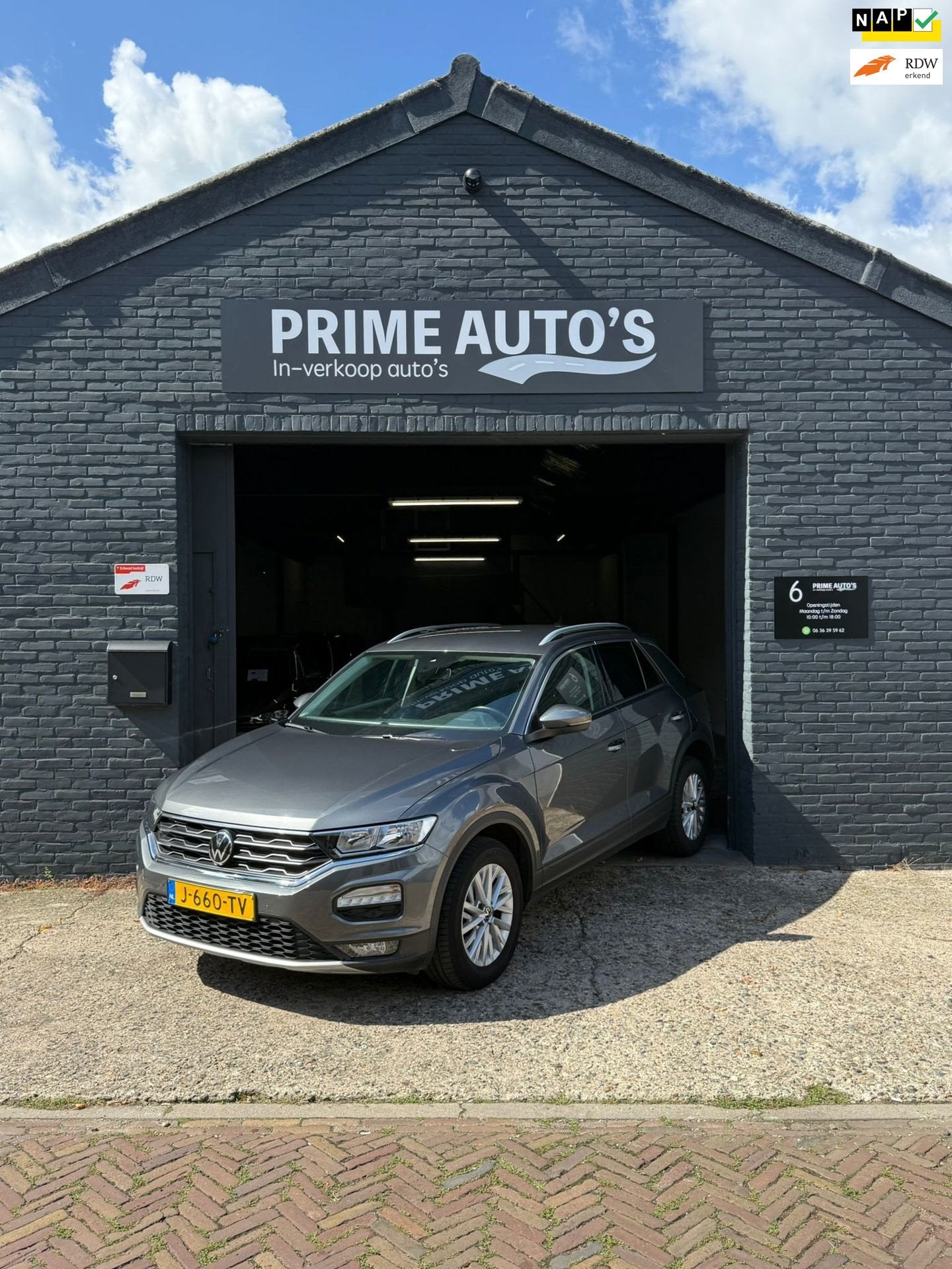 Volkswagen T-Roc 1.0 TSI Style Climate Control| Parkeersens, Voorwielaandrijving, Stof, Gebruikt, 116 pk