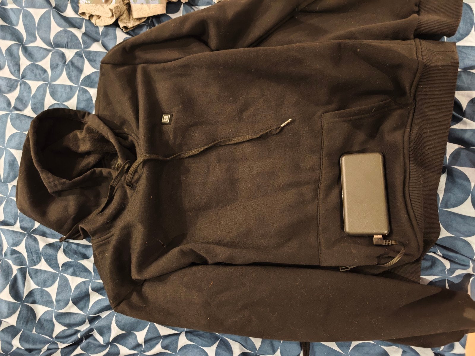 HeatHoody Verwarmde Hoodie Zwart Maat S, Verzenden, Zo goed als nieuw, Zwart