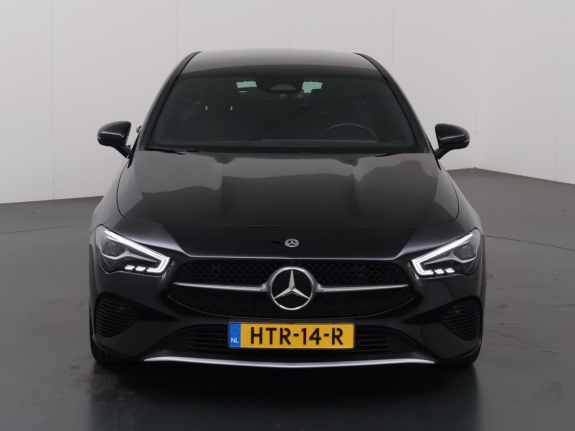 Mercedes-Benz CLA-klasse Shooting Brake 180 Star Edition | V, CLA, 136 pk, Gebruikt, 4 cilinders