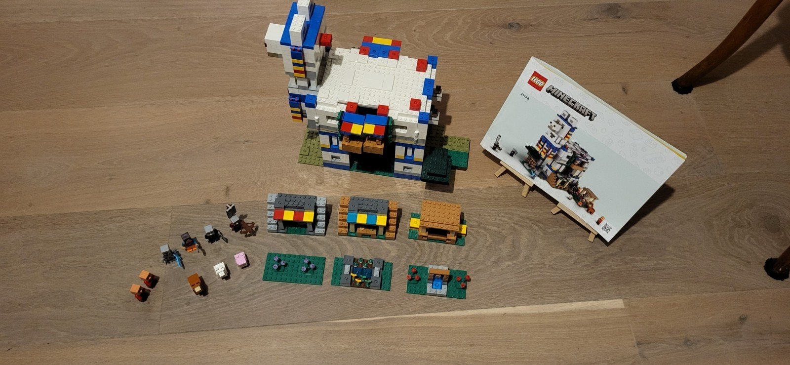 LEGO Minecraft 21188 Het Lamadorp met handleiding, Kinderen en Baby's, Speelgoed | Duplo en Lego, Lego, Ophalen of Verzenden, Zo goed als nieuw