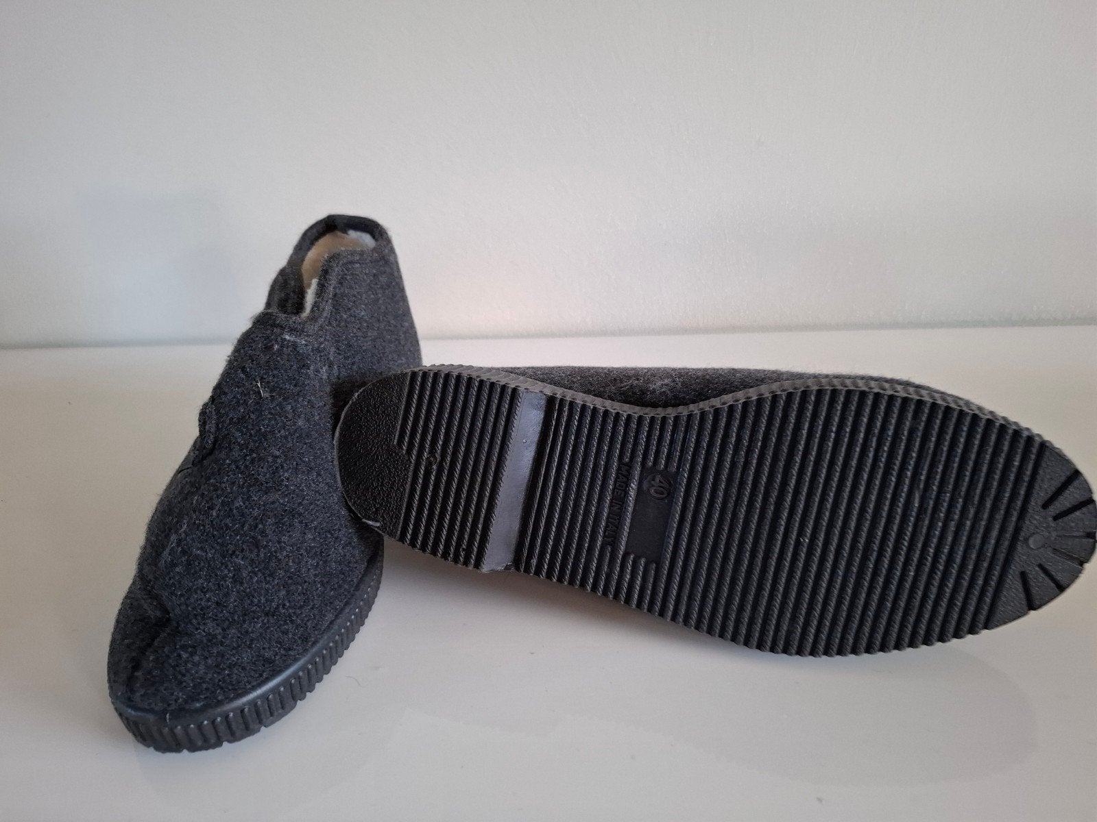 Verbandsloffen, Ophalen of Verzenden, Zo goed als nieuw, Overige kleuren