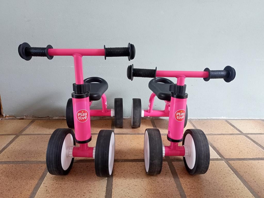 Knalroze Play tive loopfietsjes, Kinderen en Baby's, Ophalen, Zo goed als nieuw, Overige typen