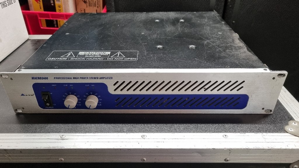 Alto Macro 2400 Power Amplifier versterker 2 x 750 watt, Refurbished, 120 watt of meer, Front, Rear of Stereo speakers, Ophalen
